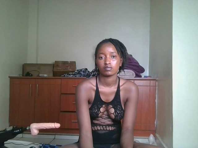 Politegirl live cam on BongaCams