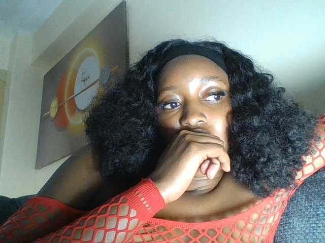 Politegirl live cam on BongaCams