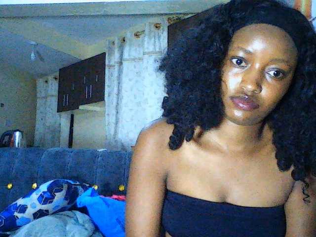 Politegirl live cam on BongaCams