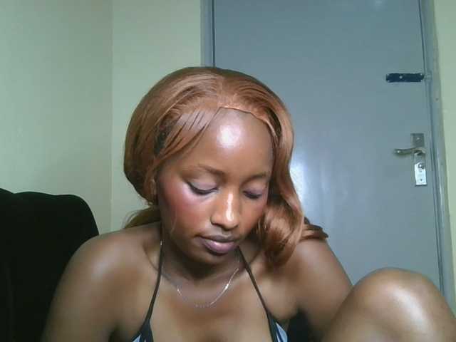Politegirl live cam on BongaCams