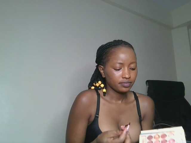 Politegirl live cam on BongaCams