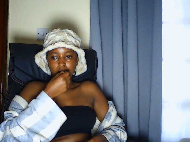 Politegirl live cam on BongaCams
