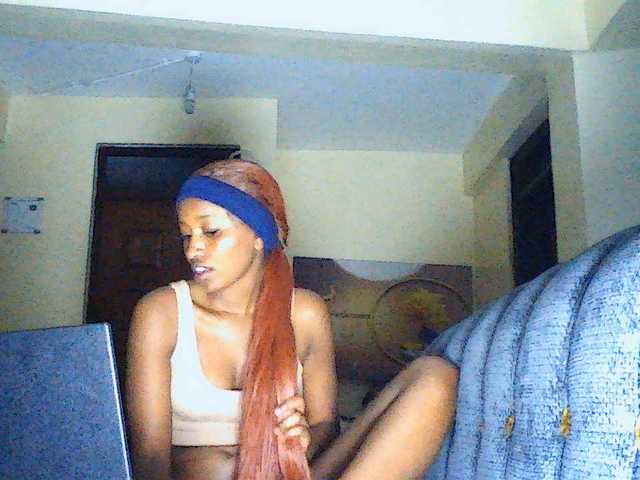 Politegirl live cam on BongaCams