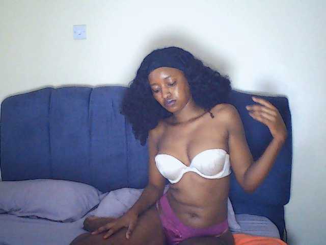 Politegirl live cam on BongaCams