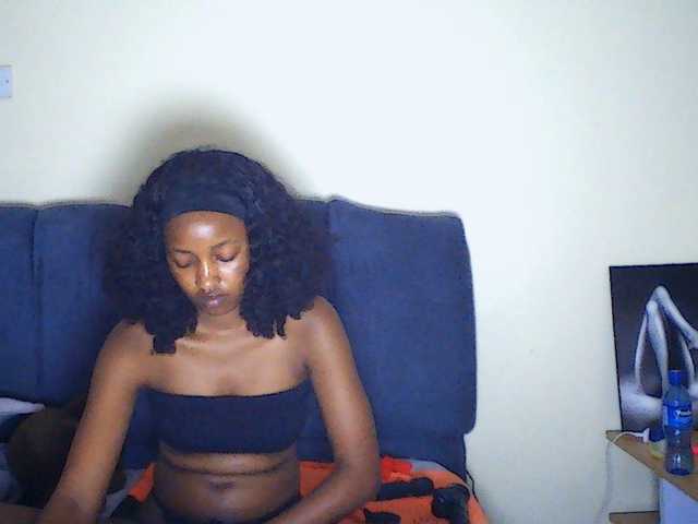 Politegirl live cam on BongaCams