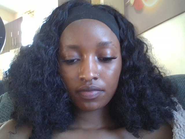 Politegirl live cam on BongaCams