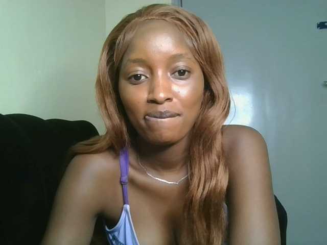 Politegirl live cam on BongaCams