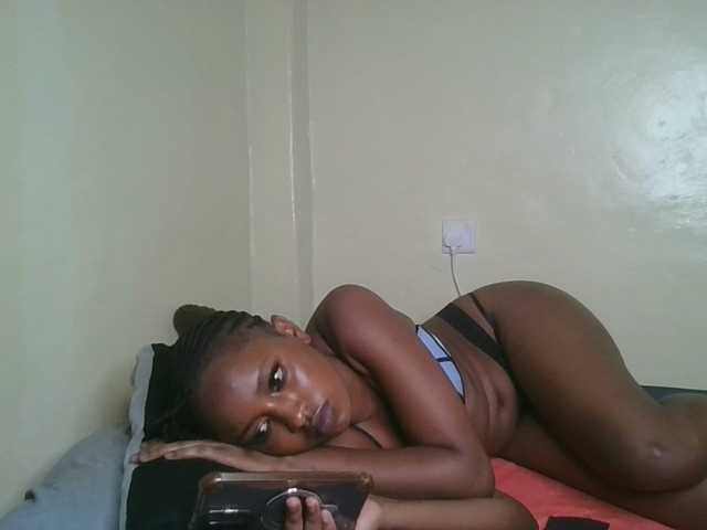 Politegirl live cam on BongaCams