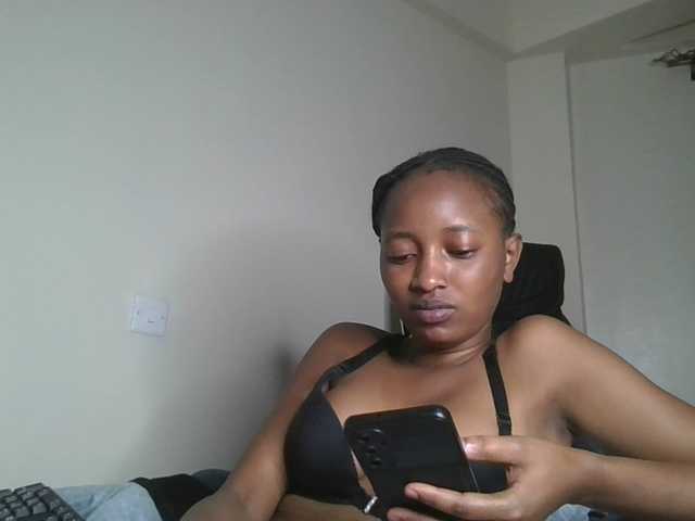 Politegirl live cam on BongaCams