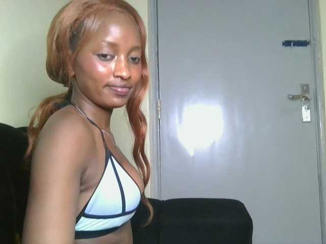 Politegirl live cam on BongaCams