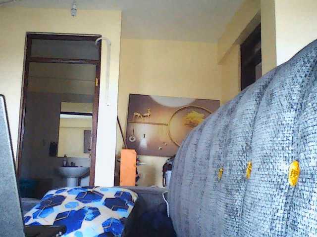 Politegirl live cam on BongaCams