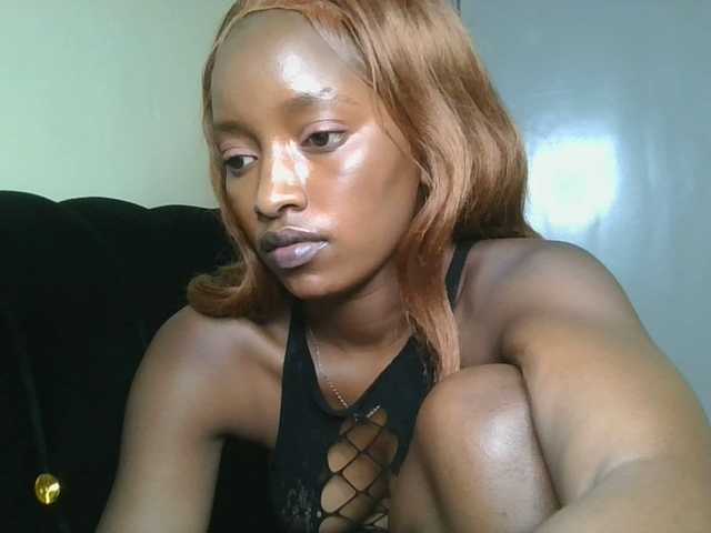 Politegirl live cam on BongaCams