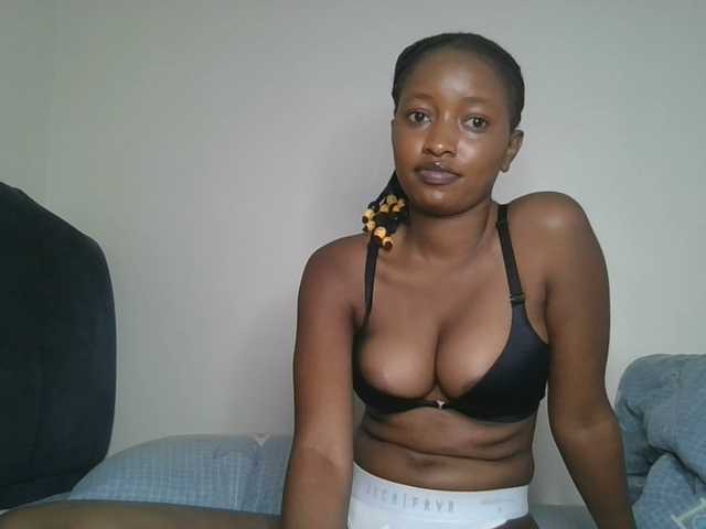 Politegirl live cam on BongaCams
