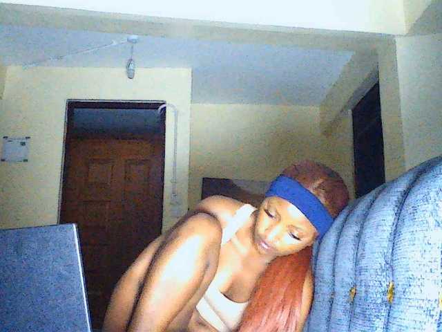 Politegirl live cam on BongaCams