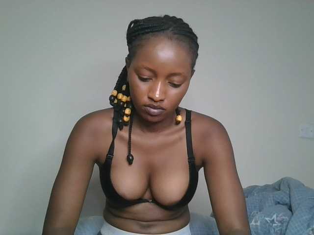 Politegirl live cam on BongaCams