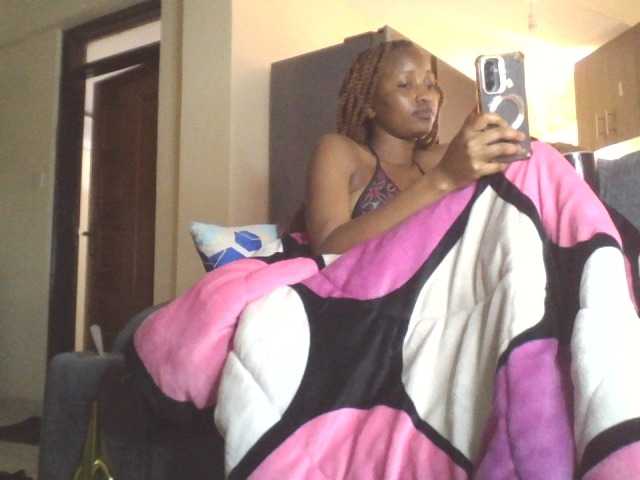 Politegirl live cam on BongaCams