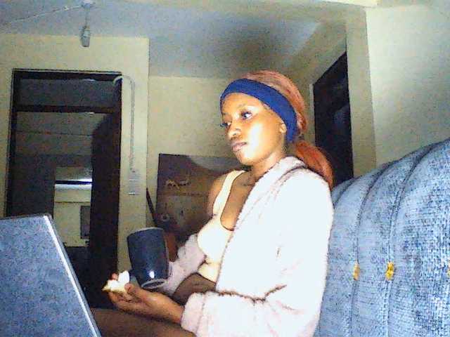 Politegirl live cam on BongaCams