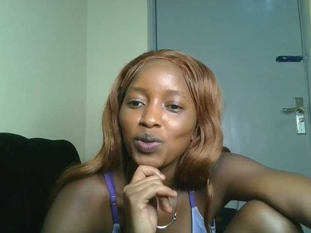 Politegirl live cam on BongaCams