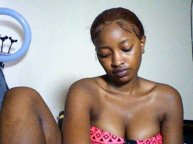 Politegirl live cam on BongaCams