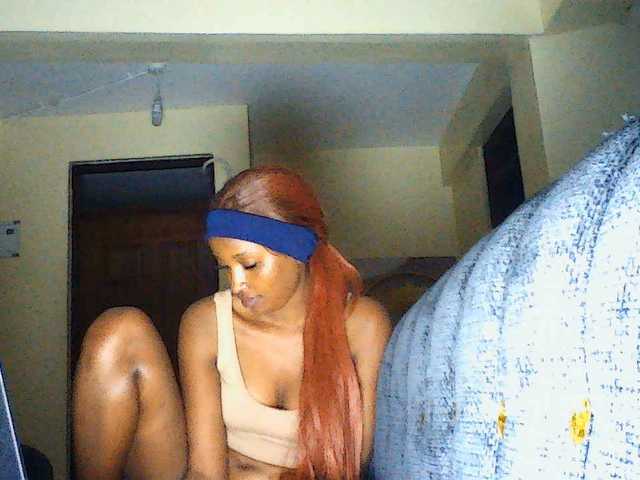 Politegirl live cam on BongaCams