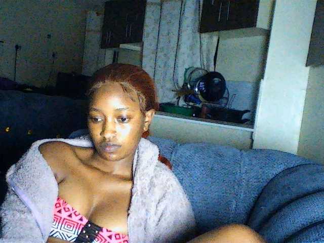 Politegirl live cam on BongaCams