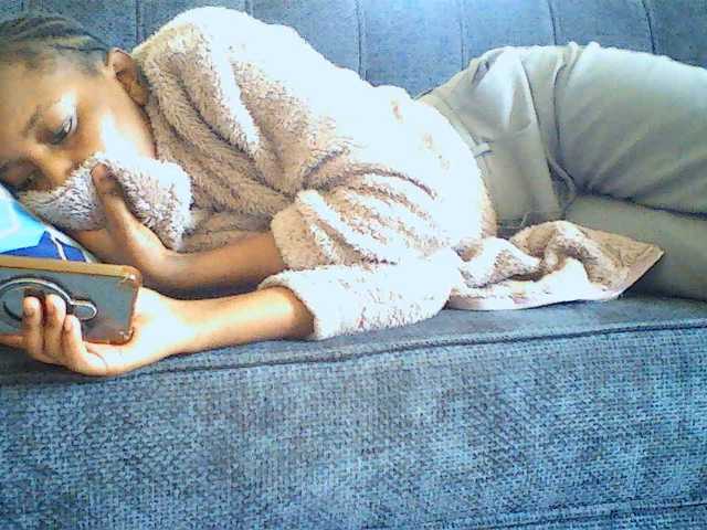 Politegirl live cam on BongaCams