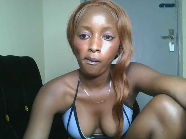 Politegirl live cam on BongaCams