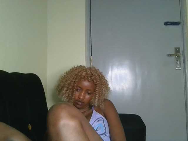 Politegirl live cam on BongaCams