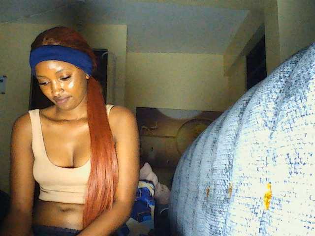 Politegirl live cam on BongaCams