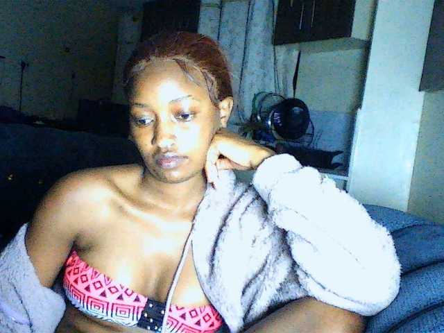 Politegirl live cam on BongaCams
