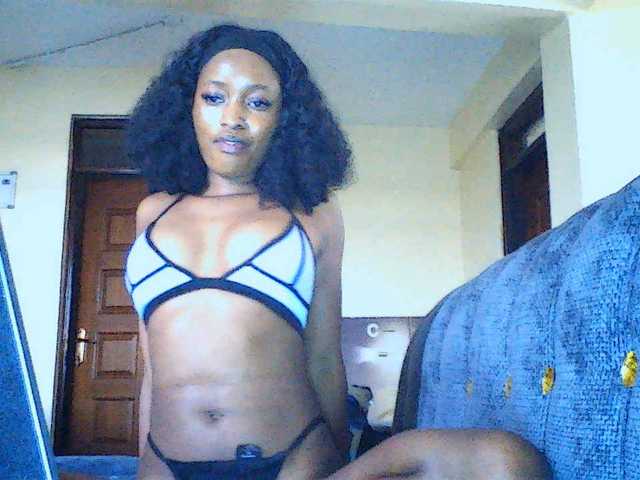Politegirl live cam on BongaCams
