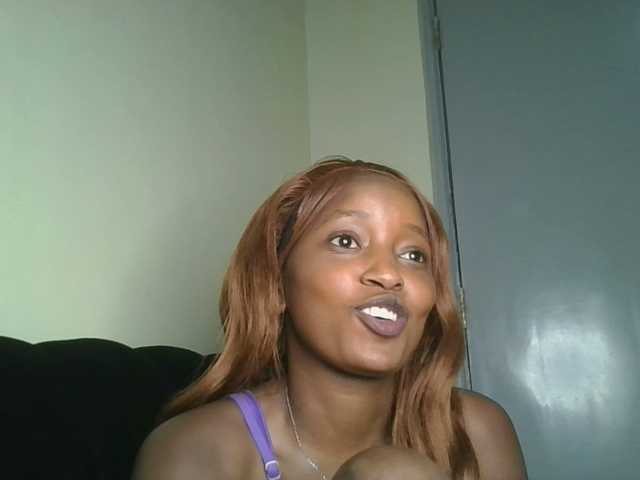 Politegirl live cam on BongaCams