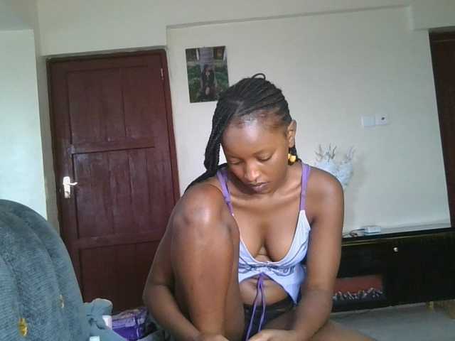 Politegirl live cam on BongaCams
