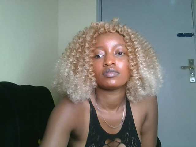 Politegirl live cam on BongaCams