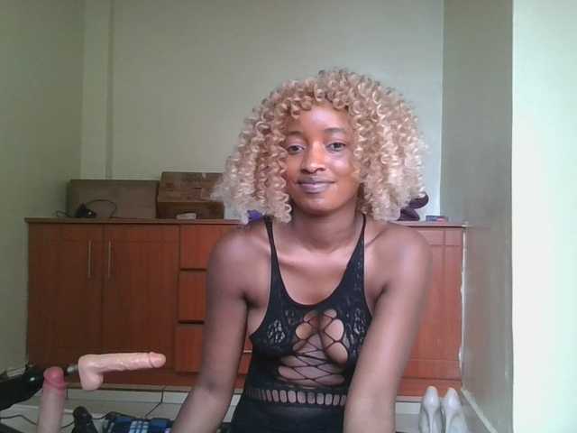 Politegirl live cam on BongaCams