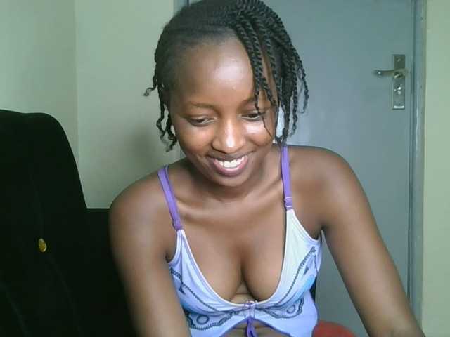 Politegirl live cam on BongaCams