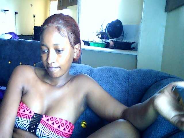 Politegirl live cam on BongaCams