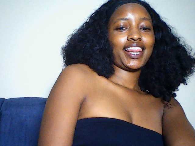 Politegirl live cam on BongaCams