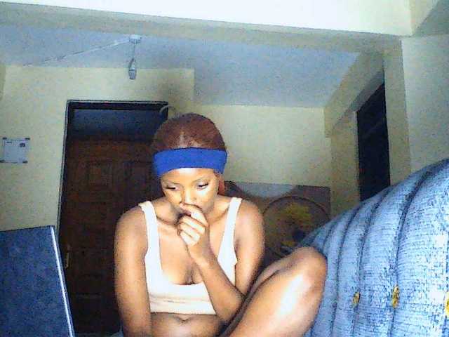 Politegirl live cam on BongaCams