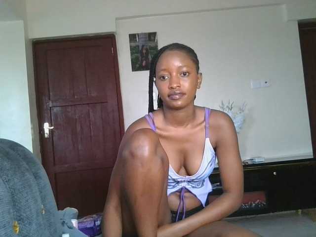 Politegirl live cam on BongaCams