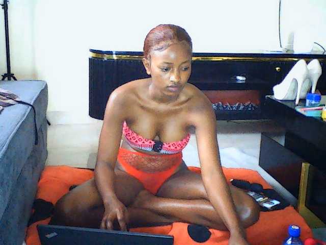 Politegirl live cam on BongaCams