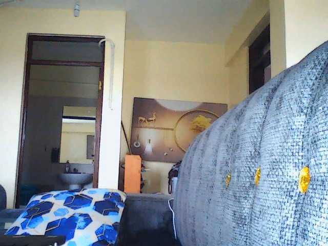 Politegirl live cam on BongaCams