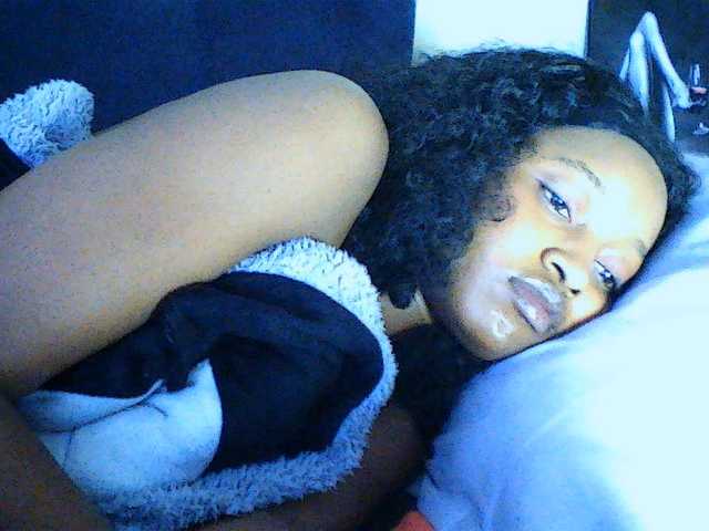 Politegirl live cam on BongaCams