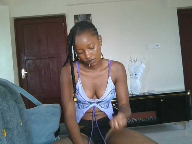 Politegirl live cam on BongaCams