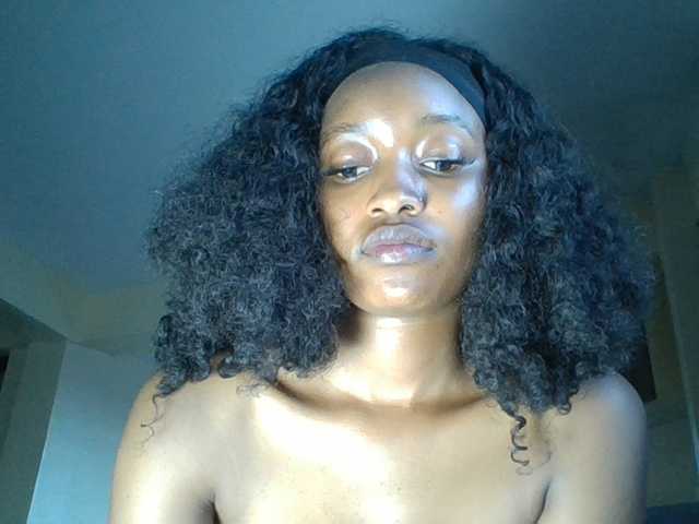 Politegirl live cam on BongaCams