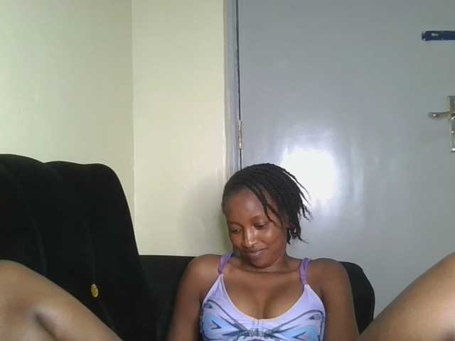 Politegirl live cam on BongaCams