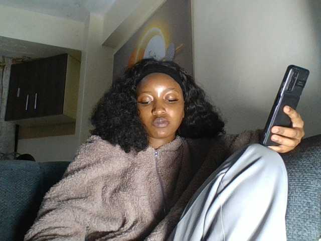 Politegirl live cam on BongaCams