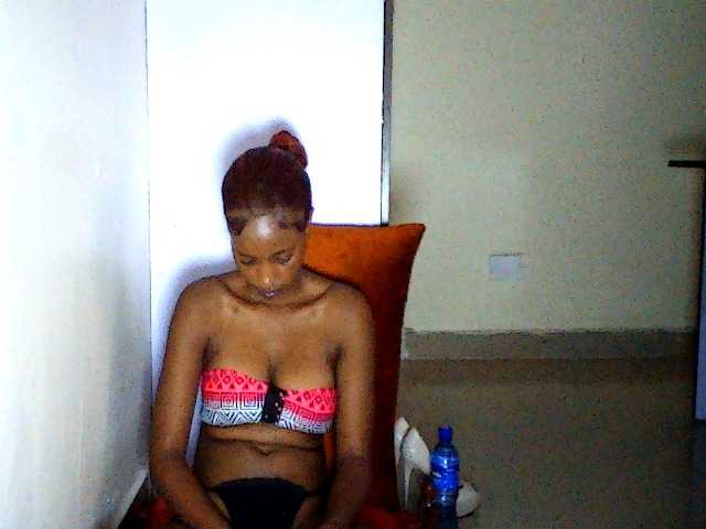 Politegirl live cam on BongaCams