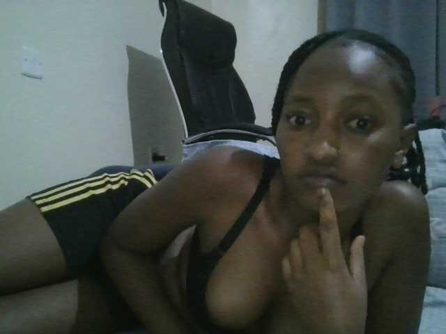 Politegirl live cam on BongaCams