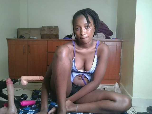 Politegirl live cam on BongaCams